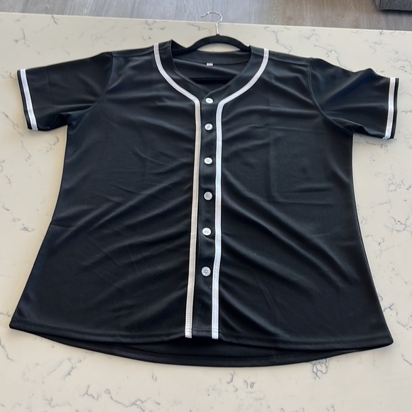 Bad bunny un verano sin ti jersey shirt - Picture 2 of 8